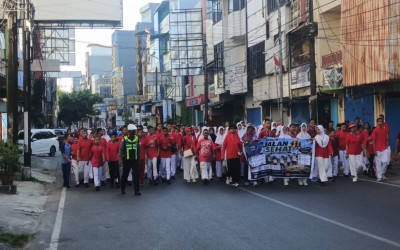 Semarak HUT Kemerdekaan RI ke-81, UPT SPF SMP Negeri 5 Makassar Gelar Jalan Sehat